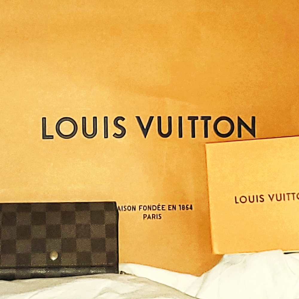 *Authentic* Louis vuitton monogram